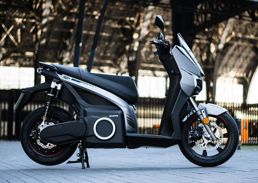 Por qué debes suscribirte a una moto y no comprarla