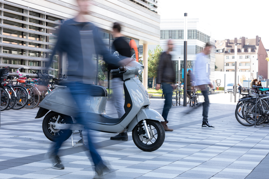 Descubriendo los costes de cargar tu moto eléctrica