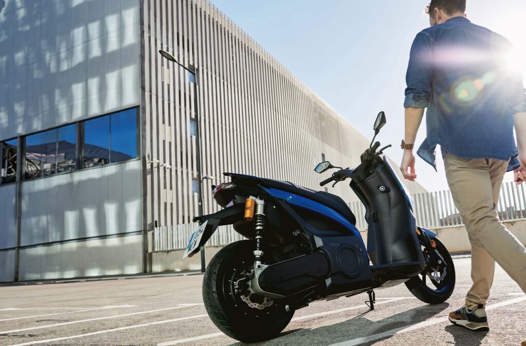 SEAT MÓ 125: Moto Eléctrica en Alquiler para Moverse por la Ciudad